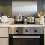 Theo And Ms Luxurious By Filos Inc Apartment