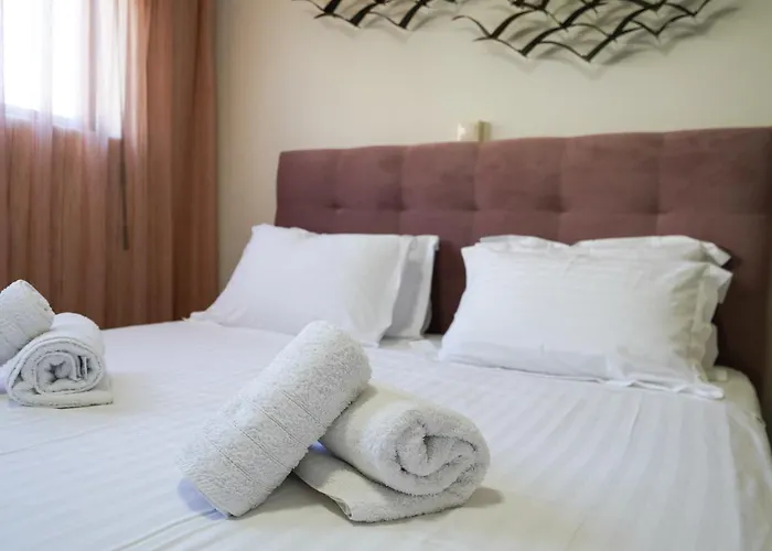 شقة Theo And Ms Luxurious By Filos Inc